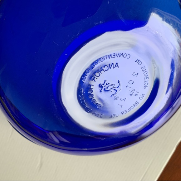 Vintage Anchor Hocking Cobalt Blue glass 9” round 2 liters casserole dish & lid - Picture 9 of 11